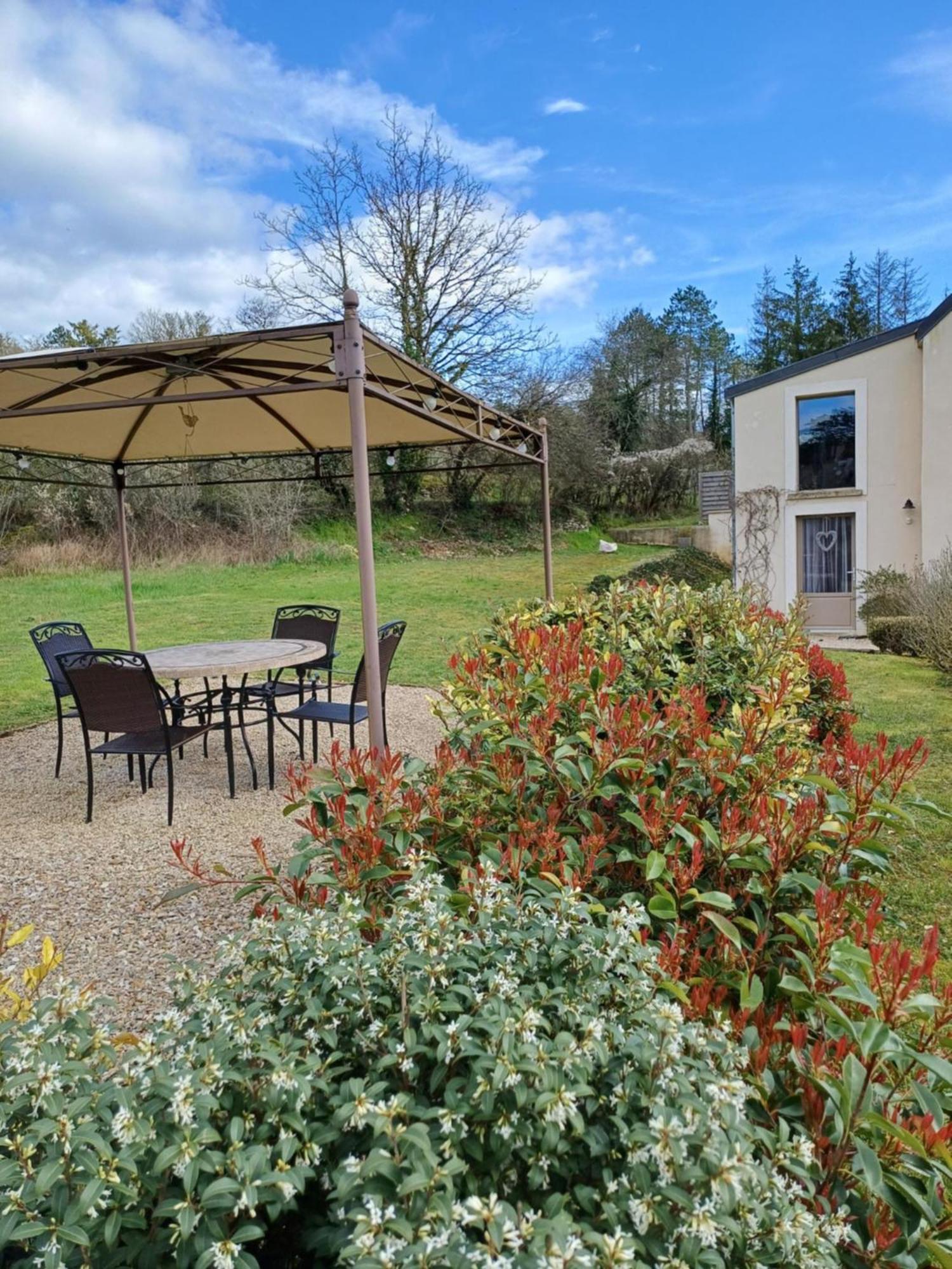 Montillot Le Repos Coquelicot B&B 외부 사진
