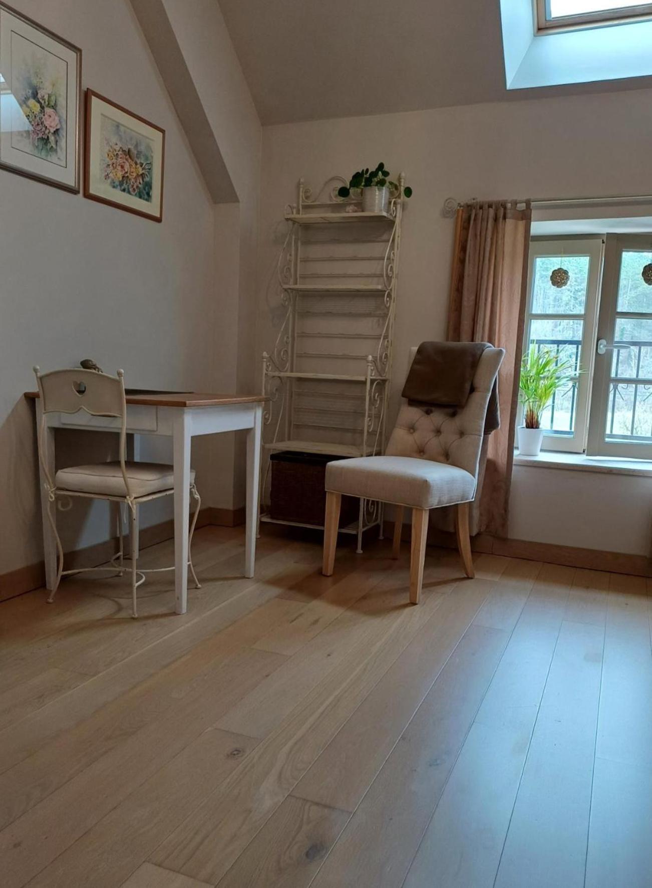Montillot Le Repos Coquelicot B&B 외부 사진