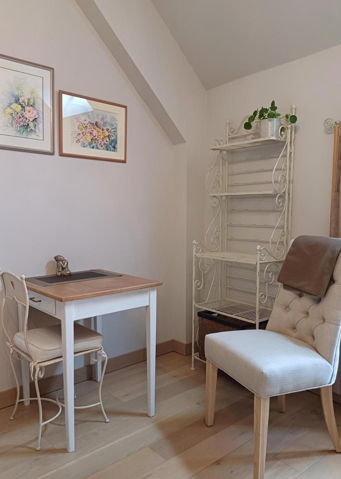 Montillot Le Repos Coquelicot B&B 외부 사진