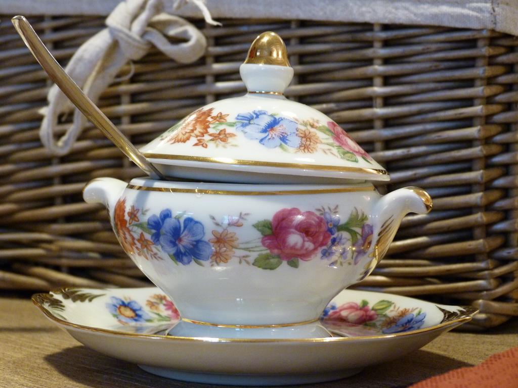 Montillot Le Repos Coquelicot B&B 외부 사진
